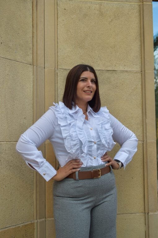Camisa de volantes